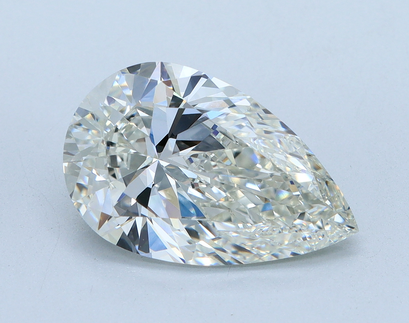 3.01 carat Pear lab grown diamond, G color, VVS2 clarity