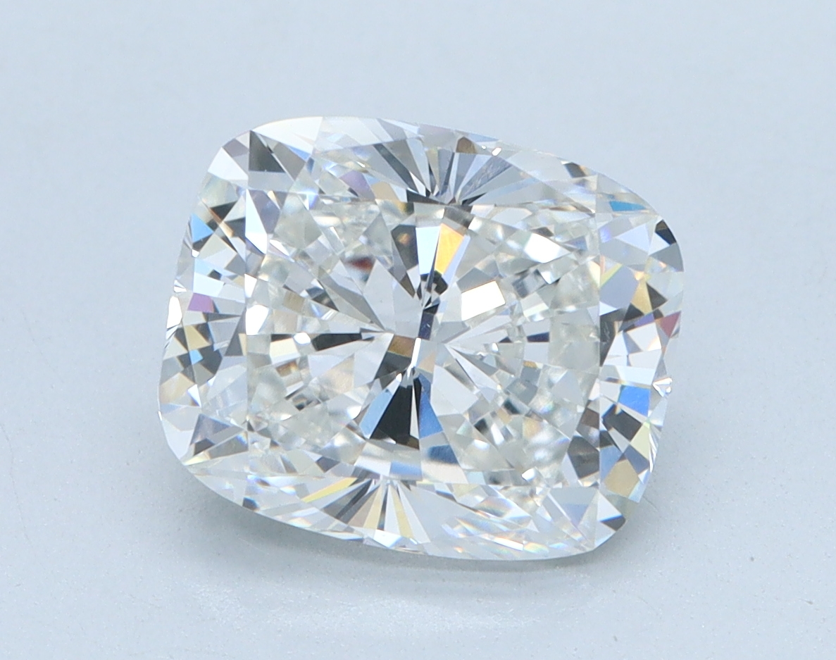 2.5 carat Cushion lab grown diamond, E color, VVS2 clarity