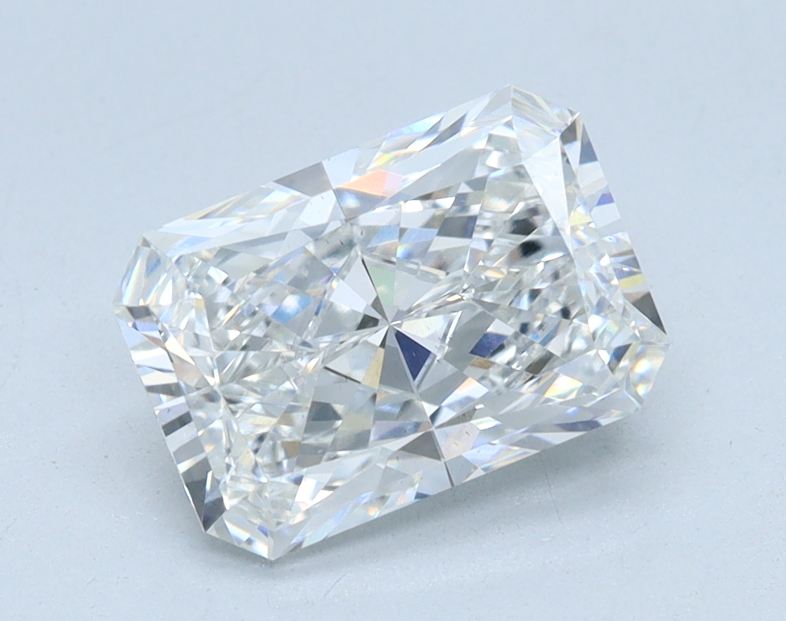2.02 carat Radiant lab grown diamond, E color, VS2 clarity