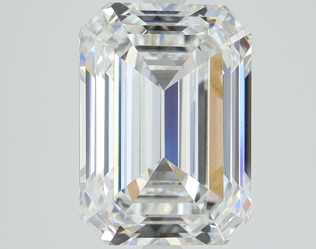 4.04 carat Emerald lab grown diamond, F color, VS1 clarity