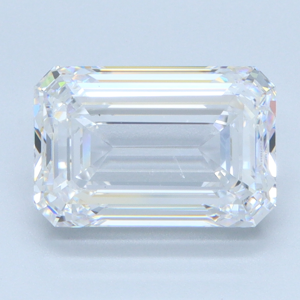 3.23 carat Emerald lab grown diamond, E color, VVS2 clarity