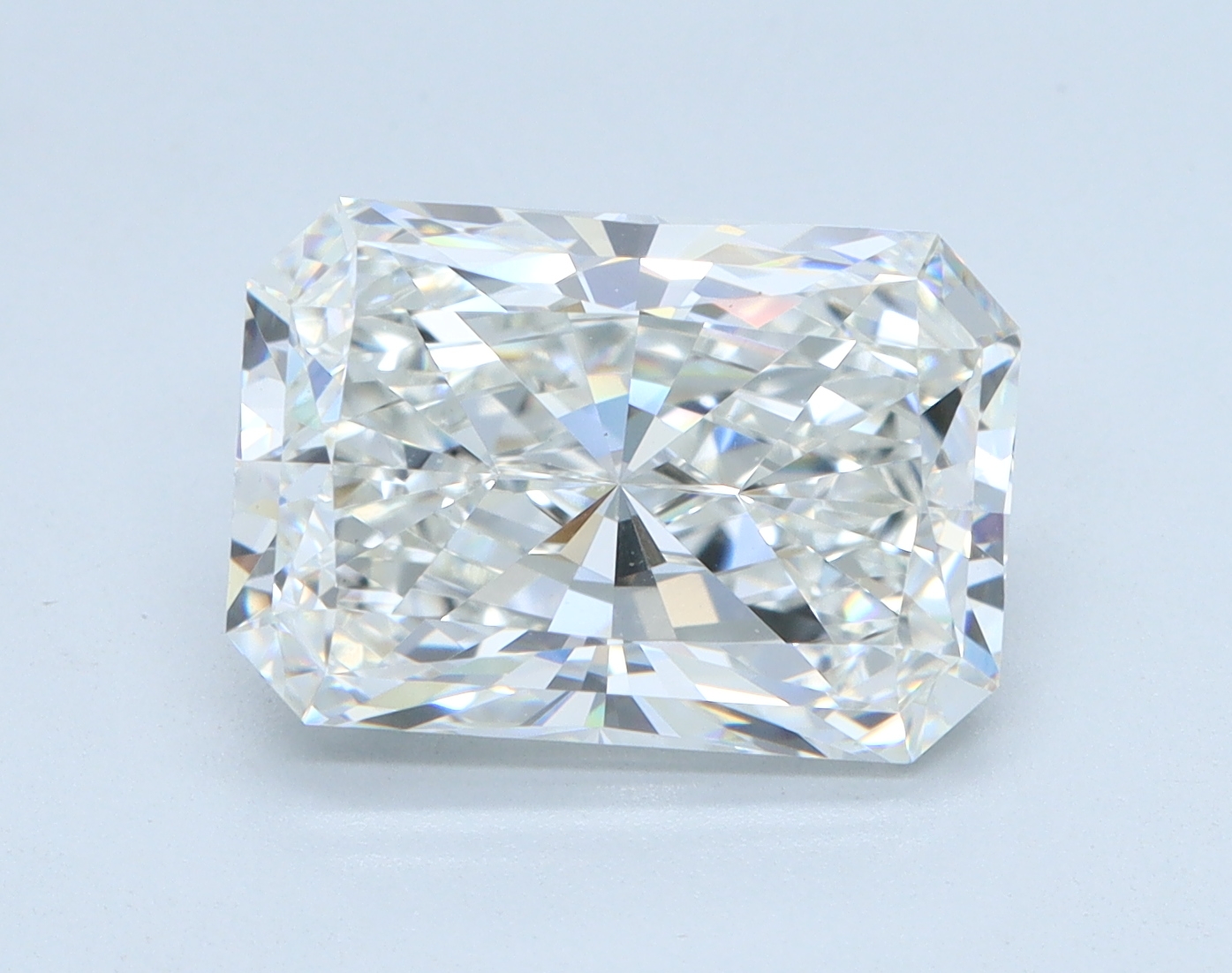 3.55 carat Radiant lab grown diamond, F color, VVS2 clarity