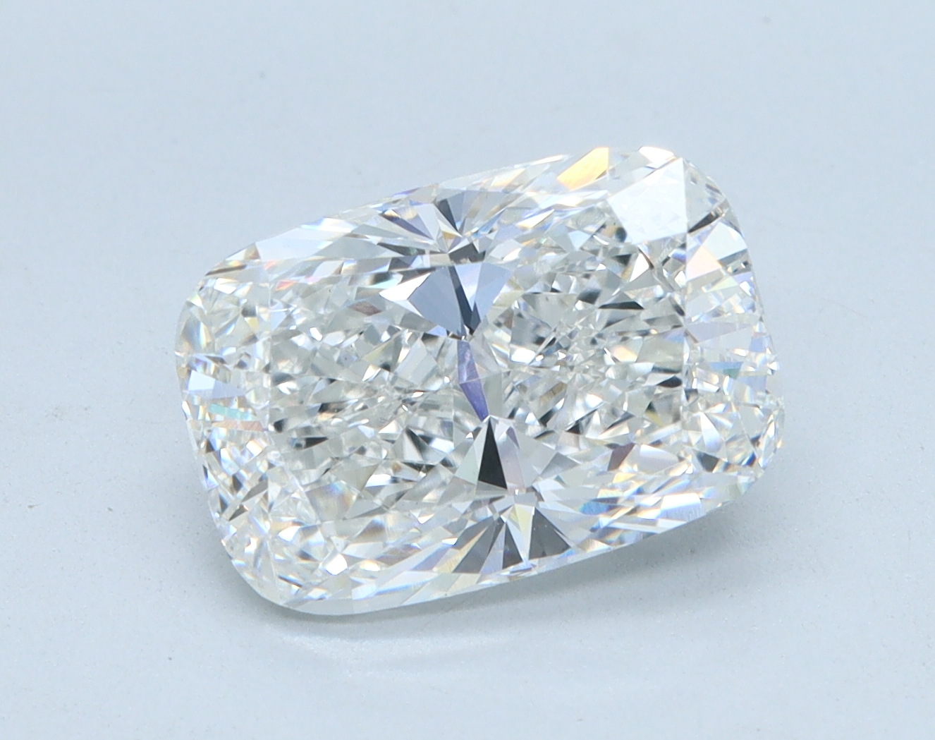 2.76 carat Cushion lab grown diamond, F color, VS1 clarity