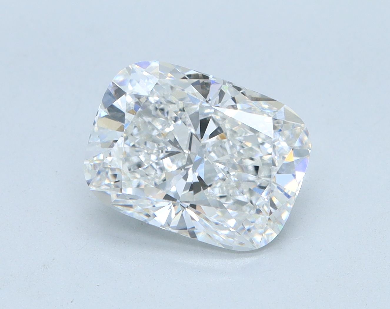 2.19 carat Cushion lab grown diamond, E color, VVS2 clarity
