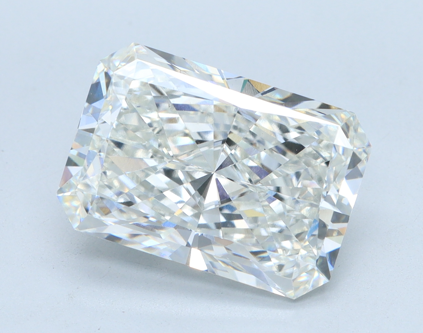 5.05 carat Radiant lab grown diamond, G color, VS1 clarity