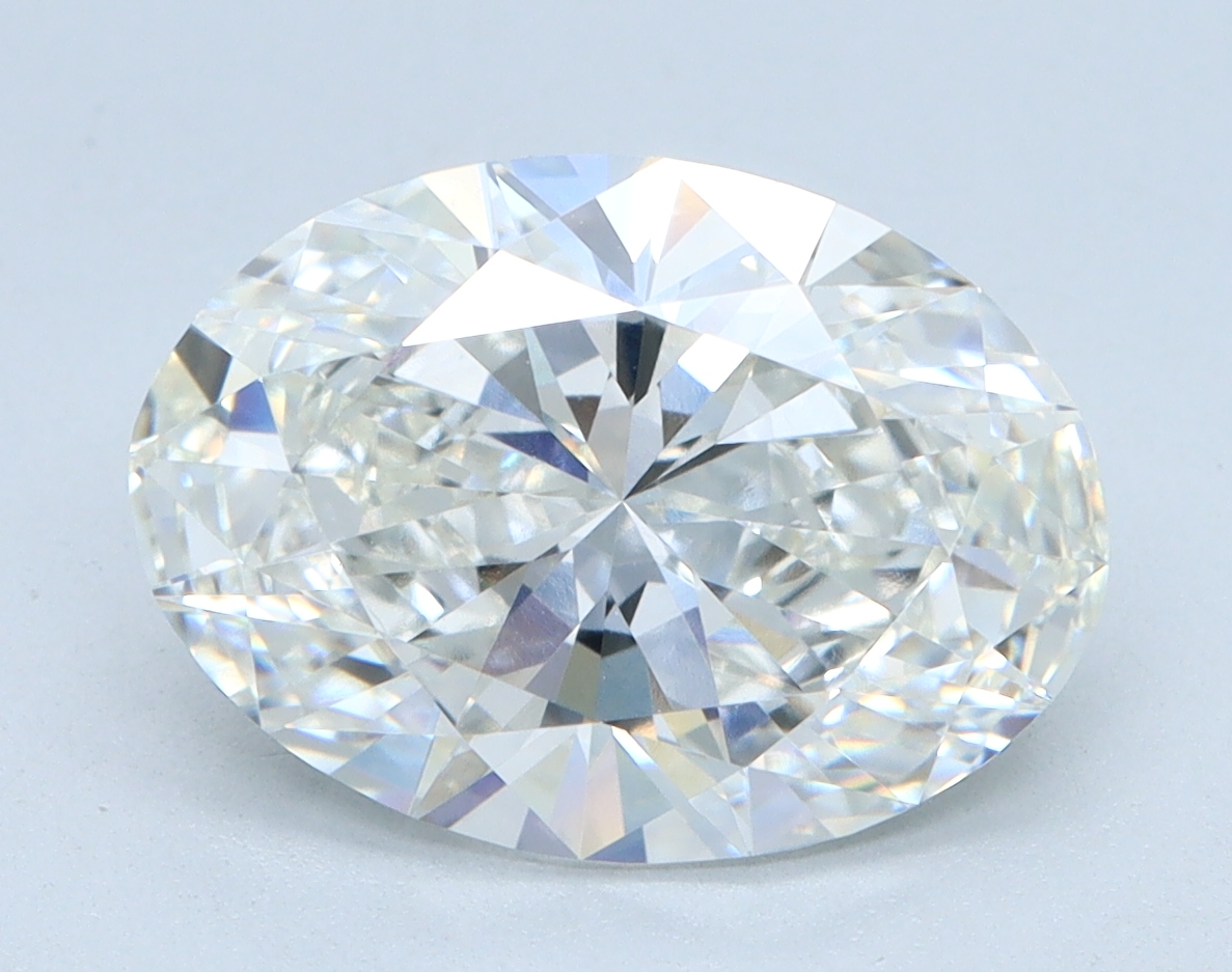 3.09 carat Oval lab grown diamond, G color, VVS2 clarity