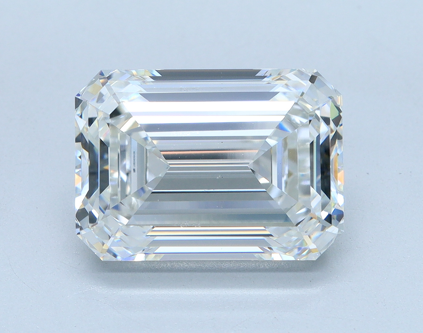 5.08 carat Emerald lab grown diamond, F color, VS1 clarity