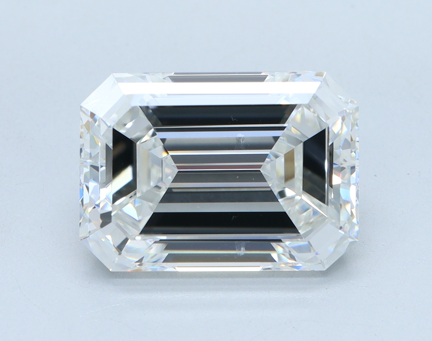 5.08 carat Emerald lab grown diamond, F color, VVS2 clarity