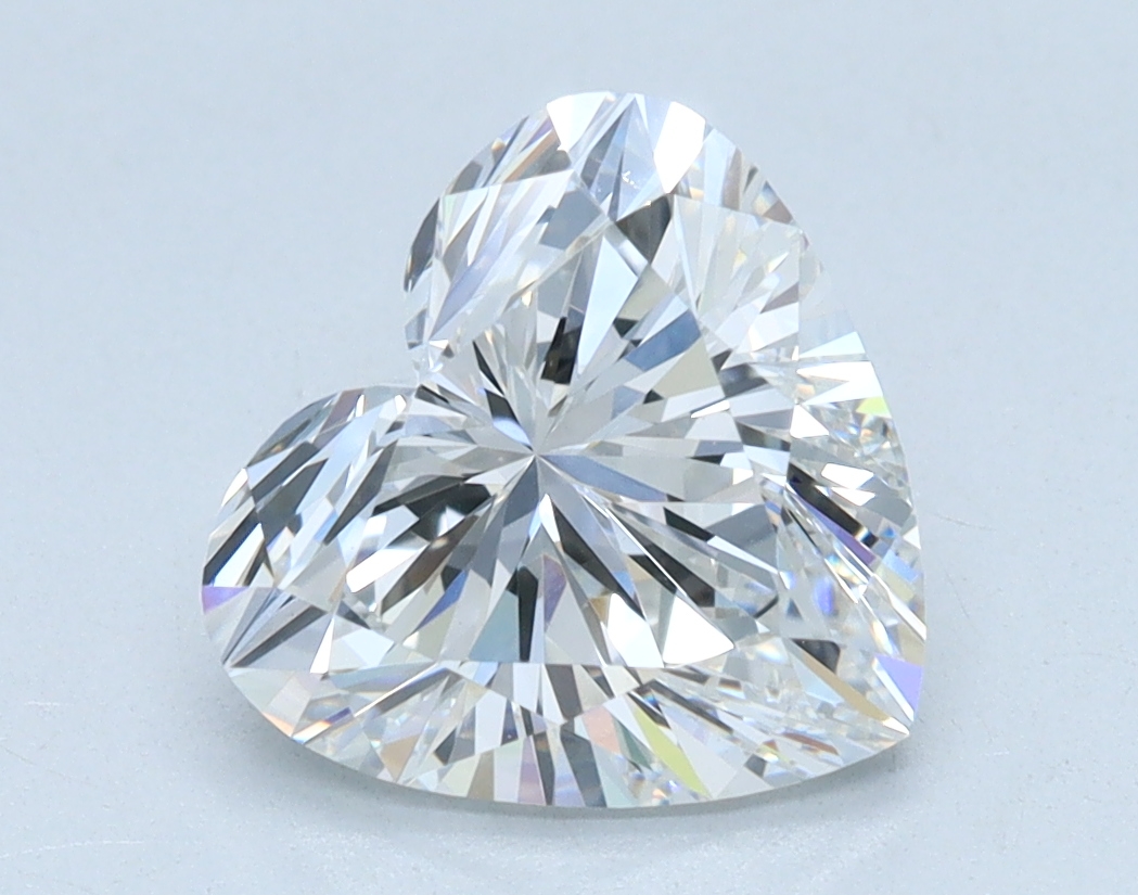 2.01 carat Heart lab grown diamond, E color, VS1 clarity