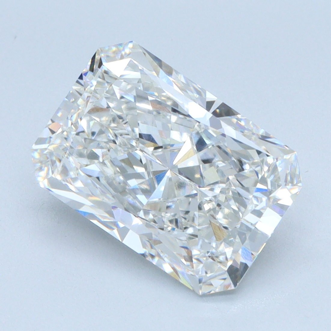 2.54 carat Radiant lab grown diamond, F color, VVS2 clarity