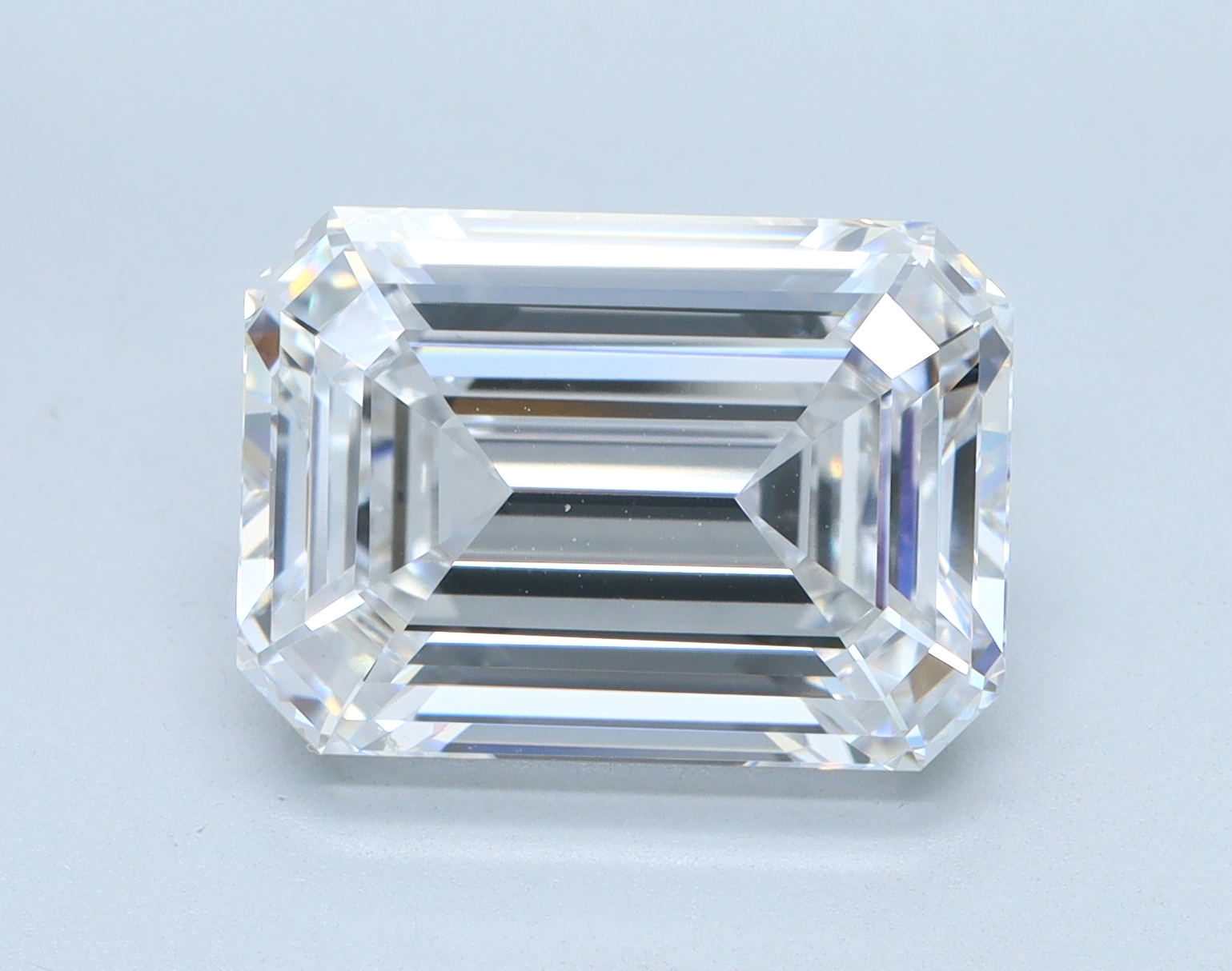 5.08 carat Emerald lab grown diamond, E color, VVS2 clarity