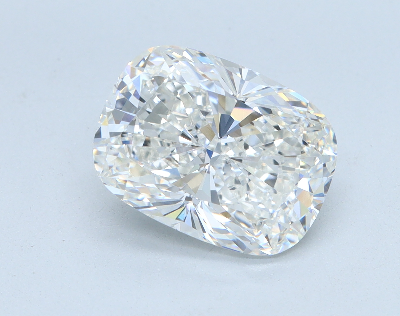 3.07 carat Cushion lab grown diamond, F color, VVS2 clarity