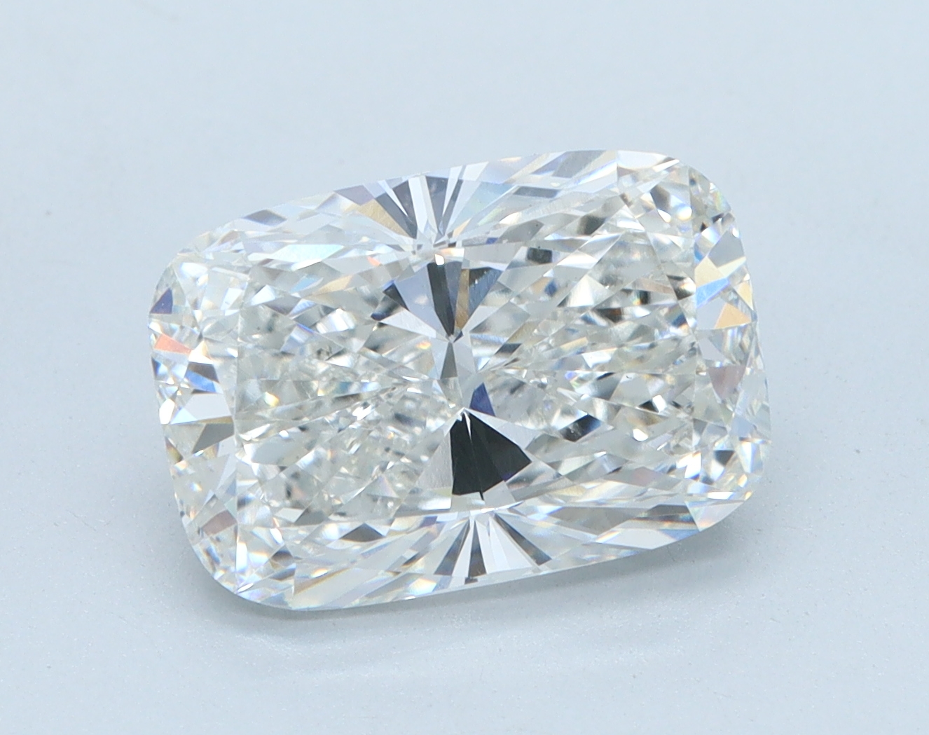 3.03 carat Cushion lab grown diamond, G color, VS1 clarity