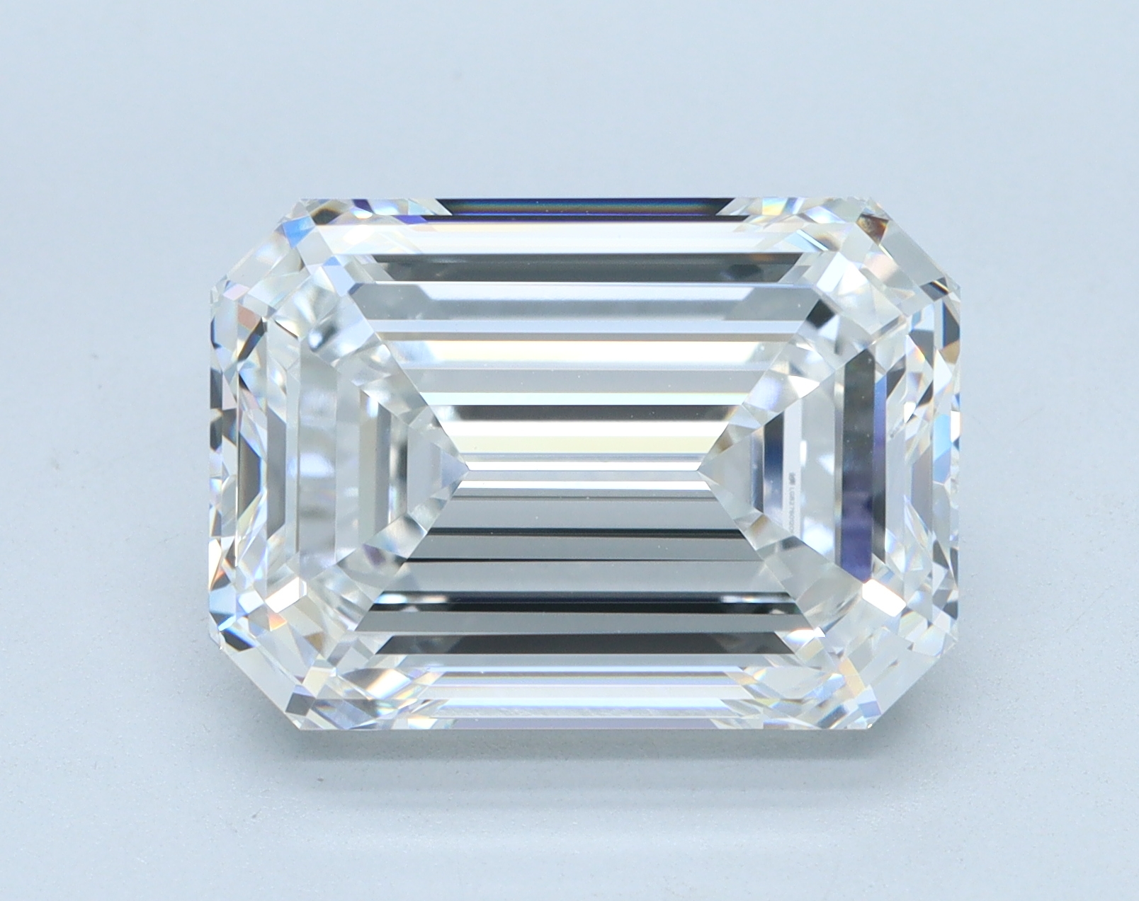 7.06 carat Emerald lab grown diamond, E color, VVS2 clarity