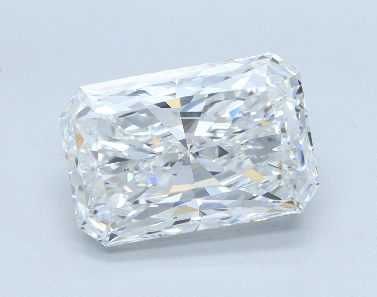 5.01 carat Radiant lab grown diamond, E color, VS2 clarity