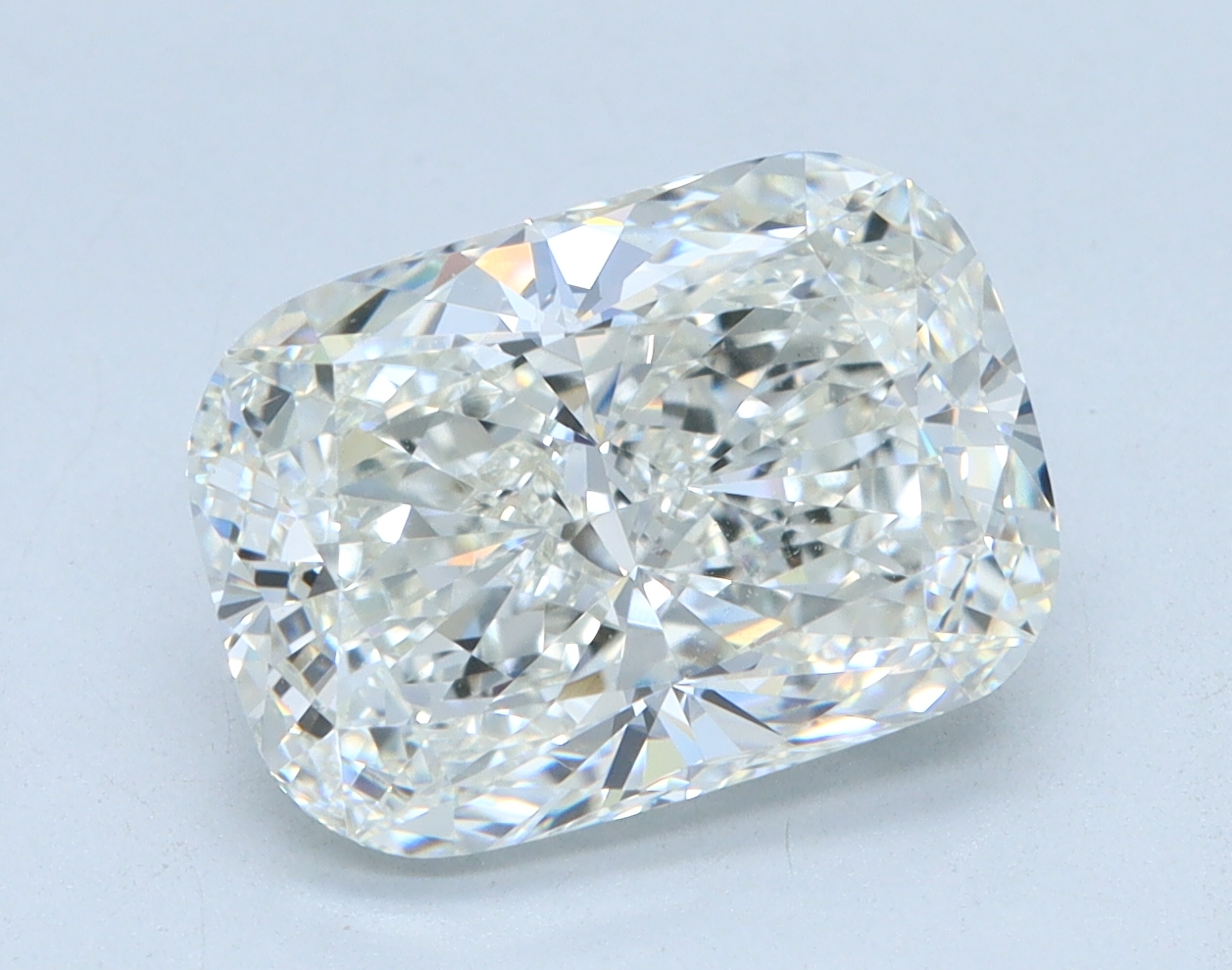 3.09 carat Cushion lab grown diamond, G color, VVS2 clarity