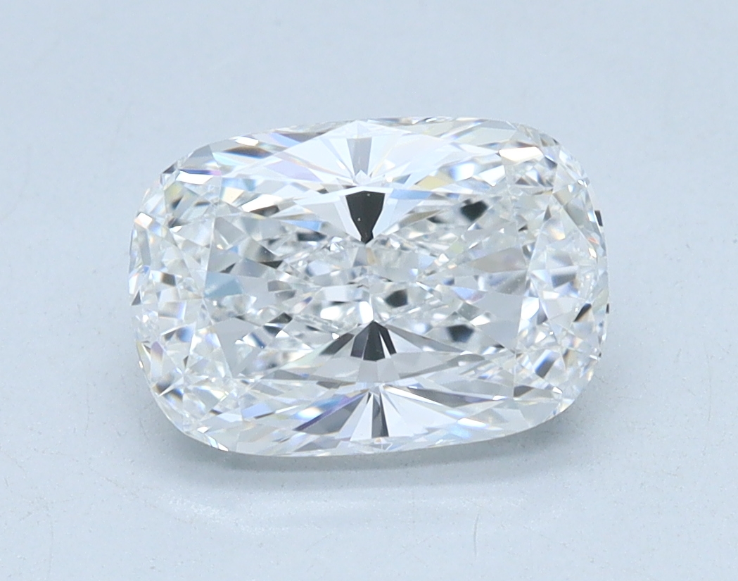 1.6 carat Cushion lab grown diamond, E color, VVS2 clarity