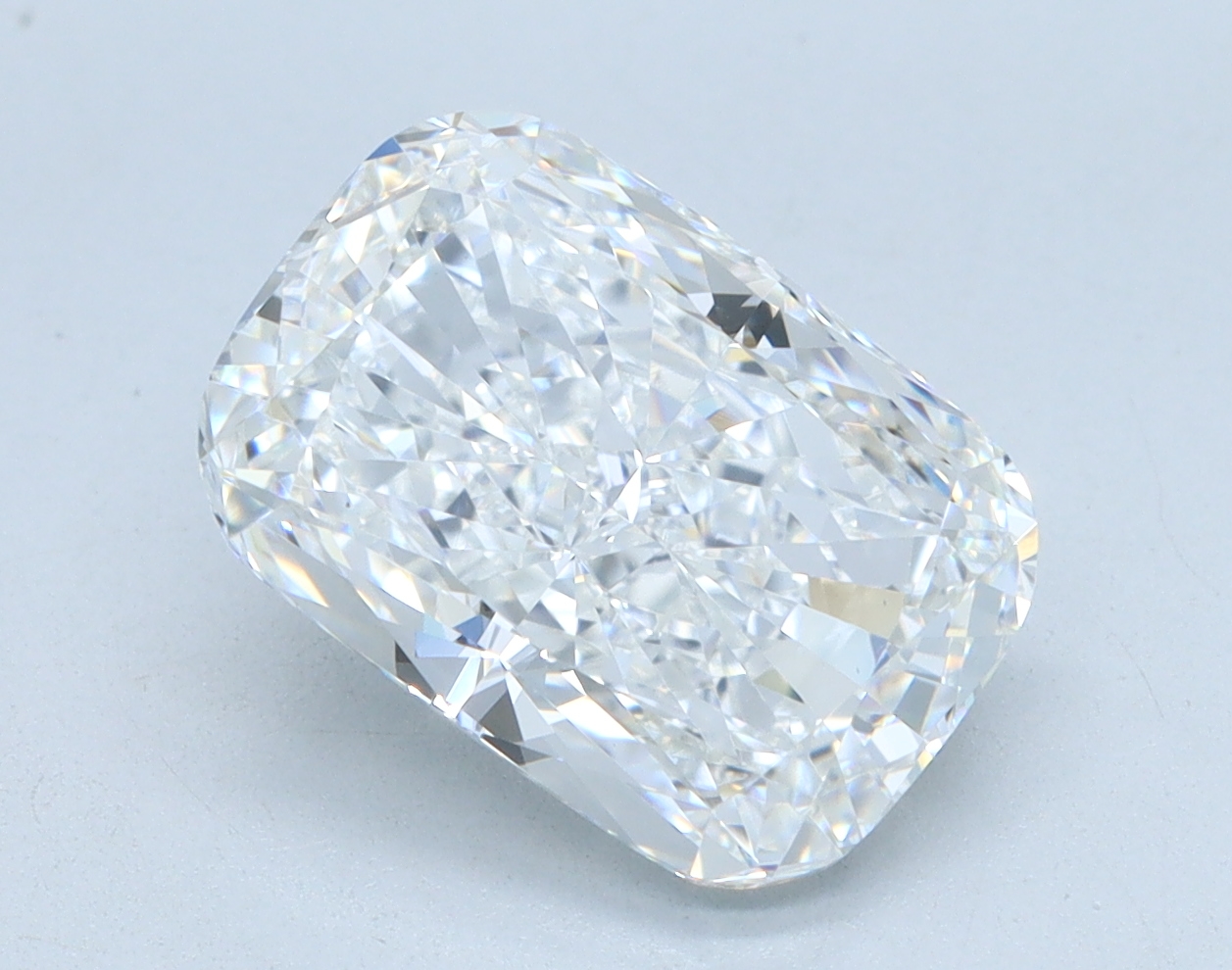 3.04 carat Cushion lab grown diamond, E color, VS1 clarity