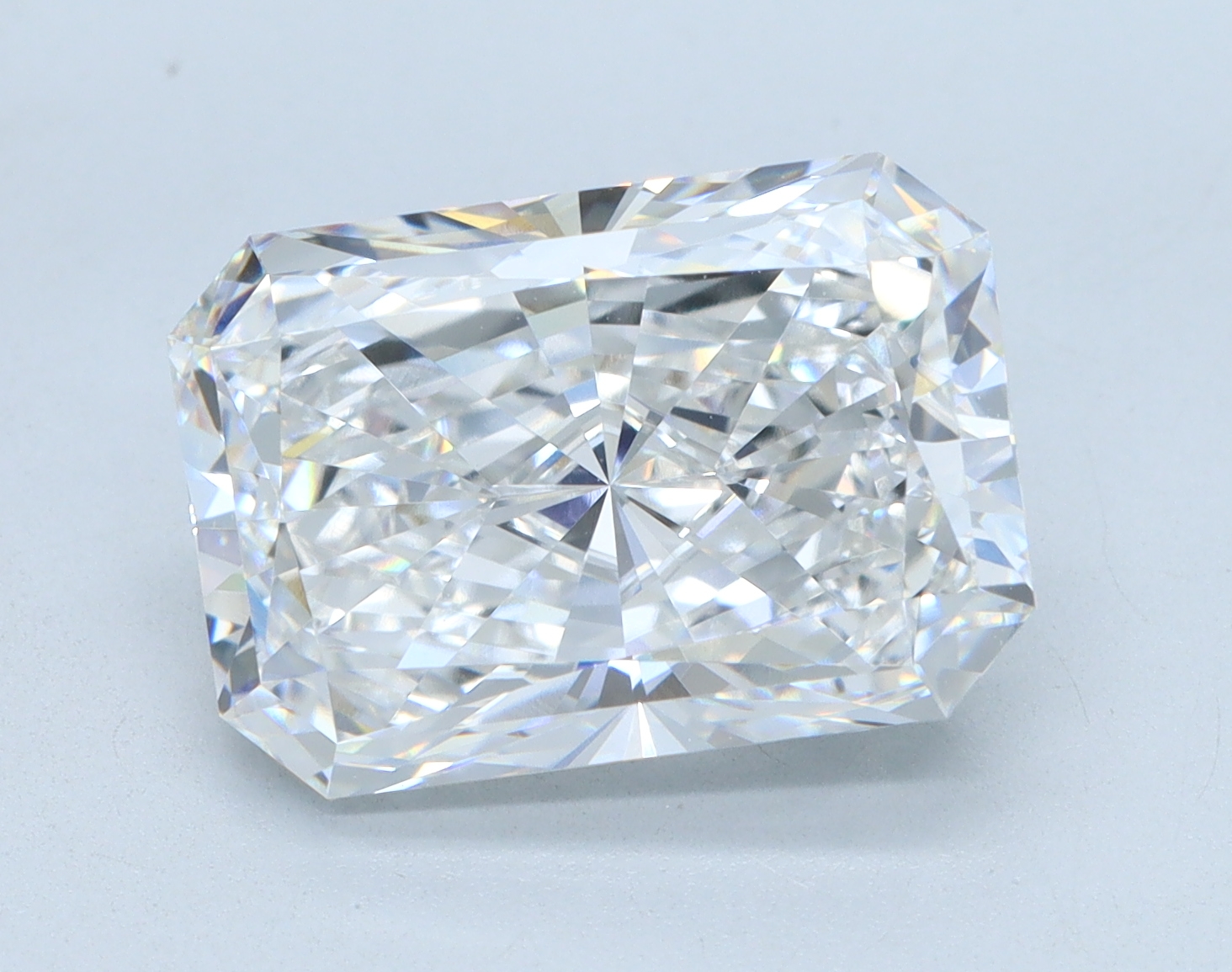 5.05 carat Radiant lab grown diamond, E color, VVS1 clarity