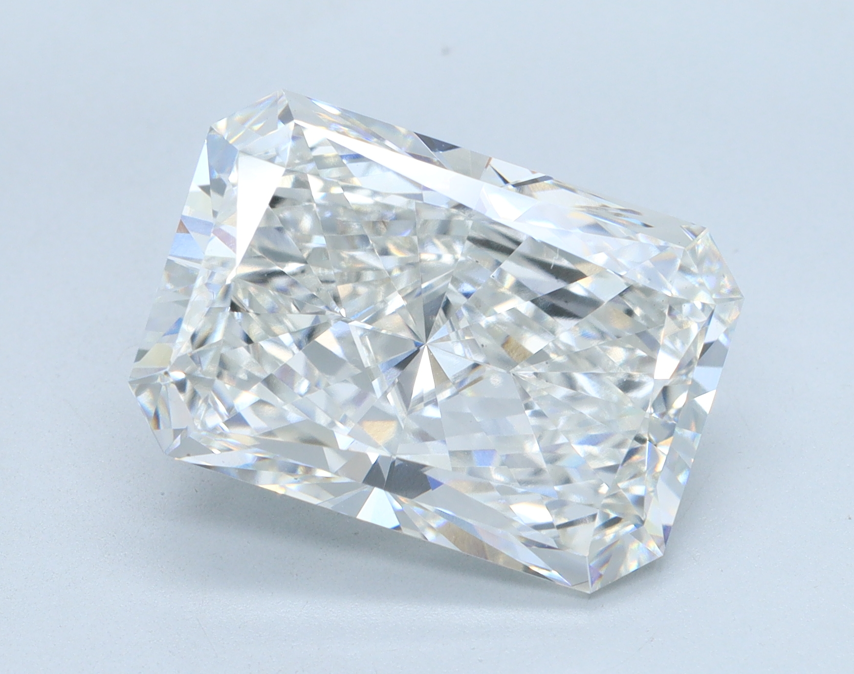 8.04 carat Radiant lab grown diamond, F color, VS1 clarity