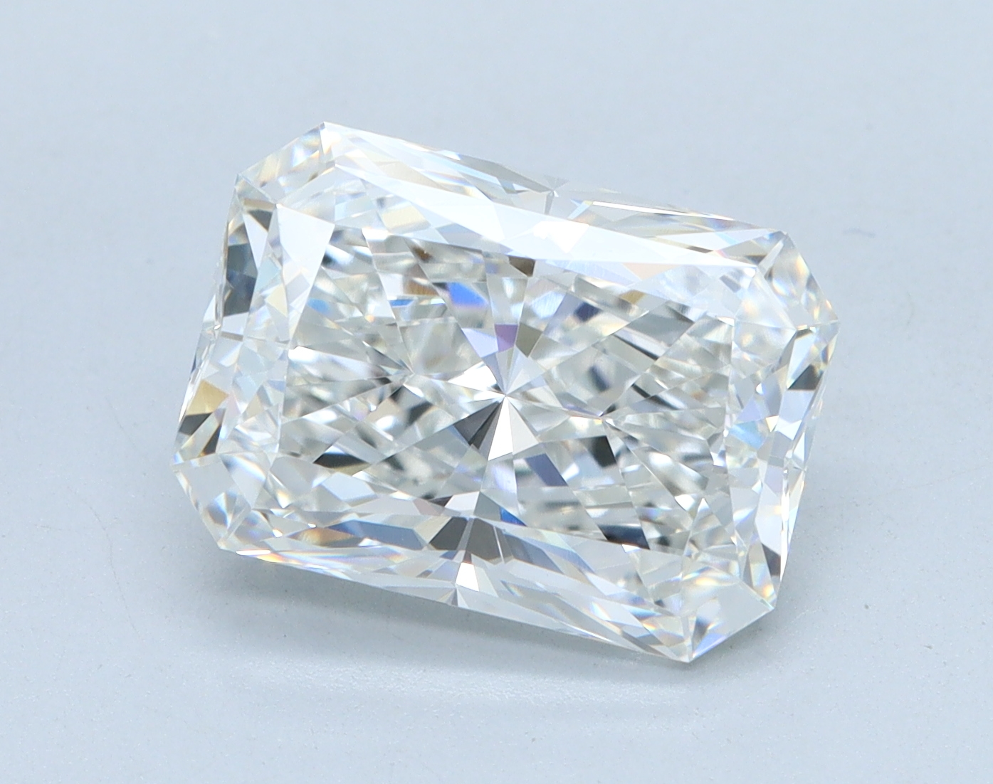 3.58 carat Radiant lab grown diamond, G color, VS1 clarity