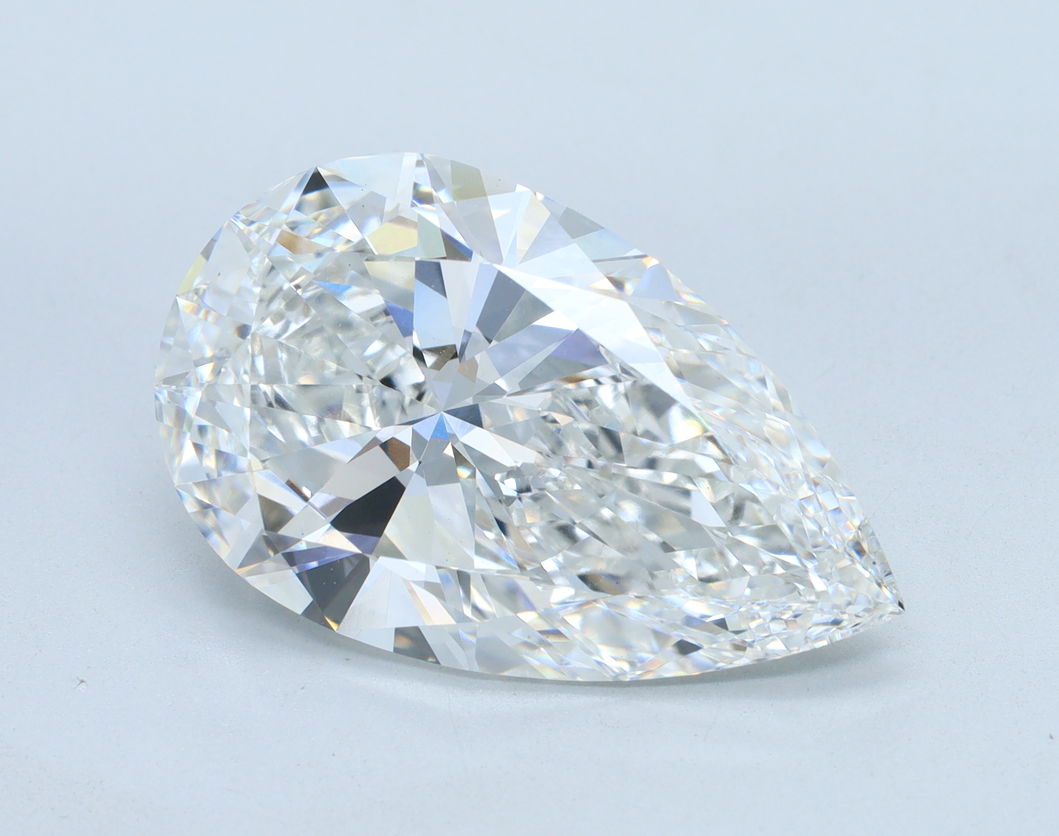 9.09 carat Pear lab grown diamond, E color, VS1 clarity