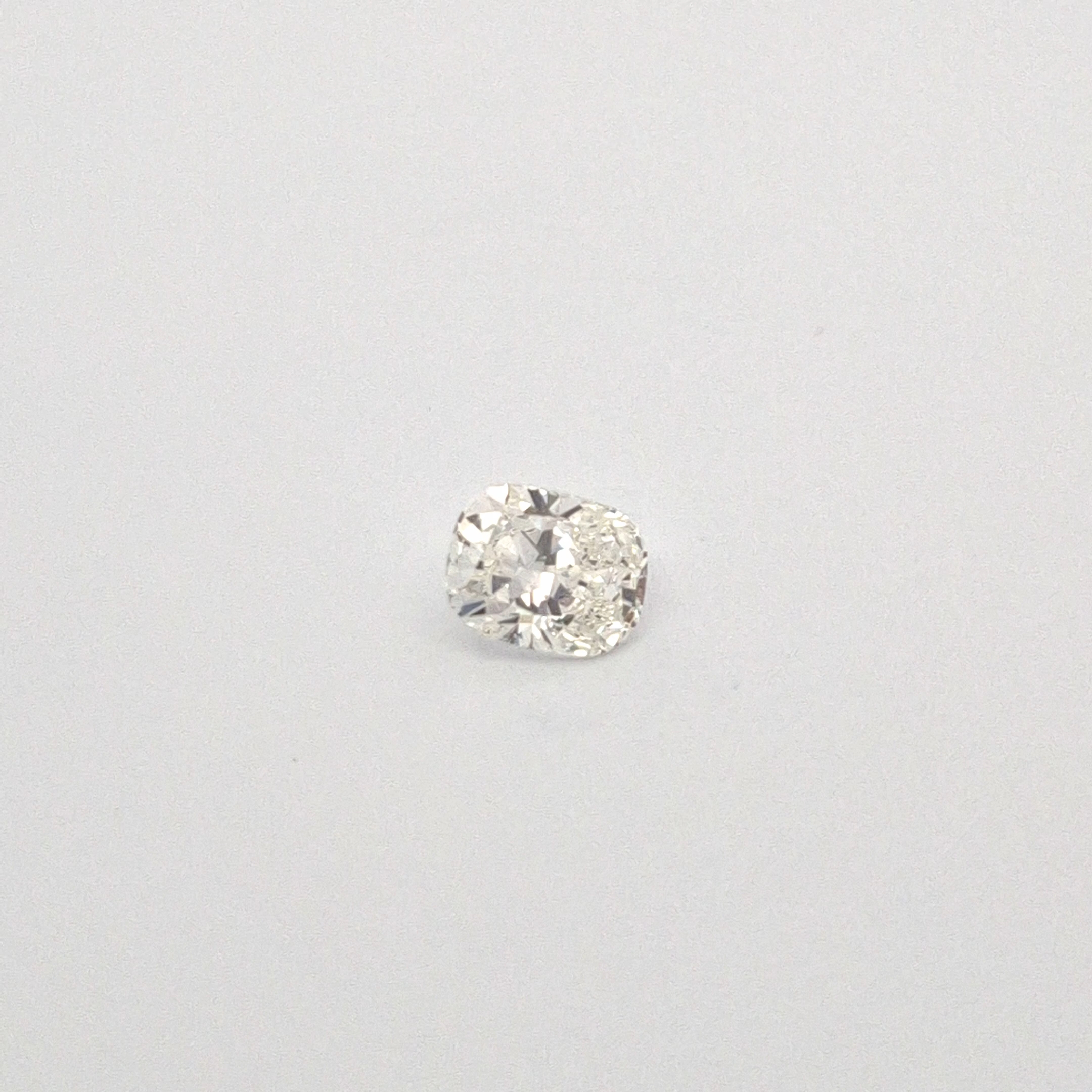 1.7ct CUSHION Lab Diamond