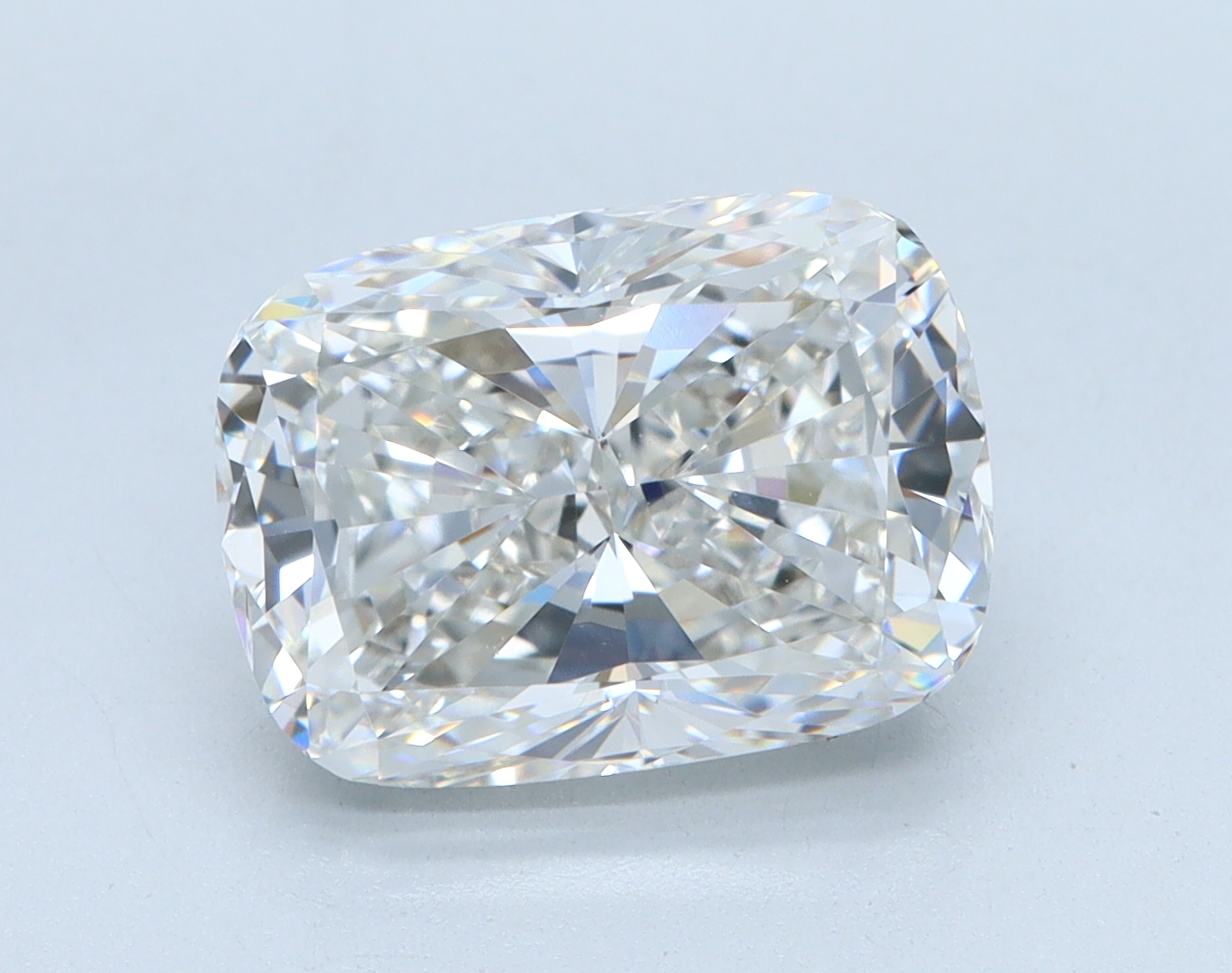 3.75 carat Cushion lab grown diamond, F color, VVS2 clarity