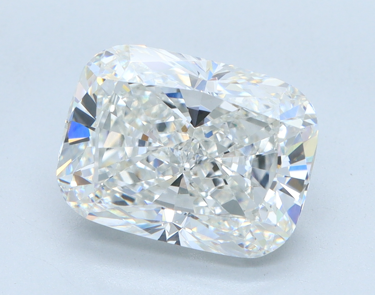3.8 carat Cushion lab grown diamond, F color, VVS2 clarity