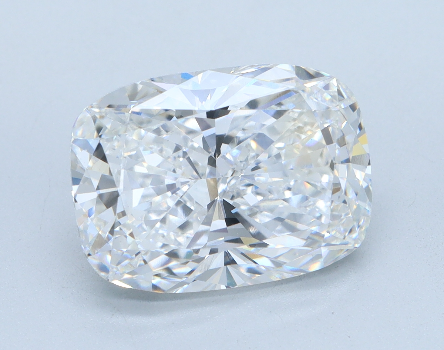 4.54 carat Cushion lab grown diamond, E color, VS1 clarity