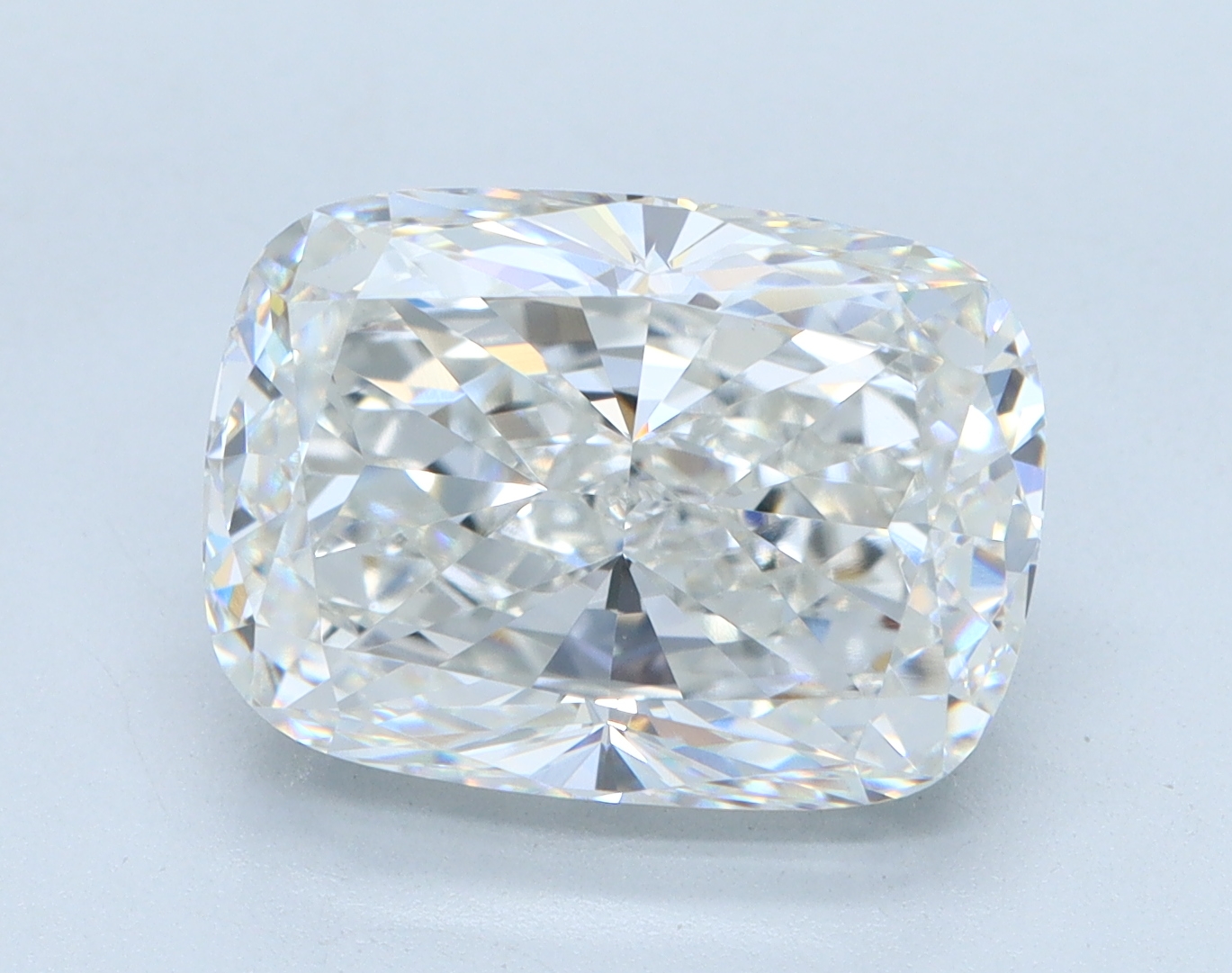 5.01 carat Cushion lab grown diamond, F color, VVS2 clarity