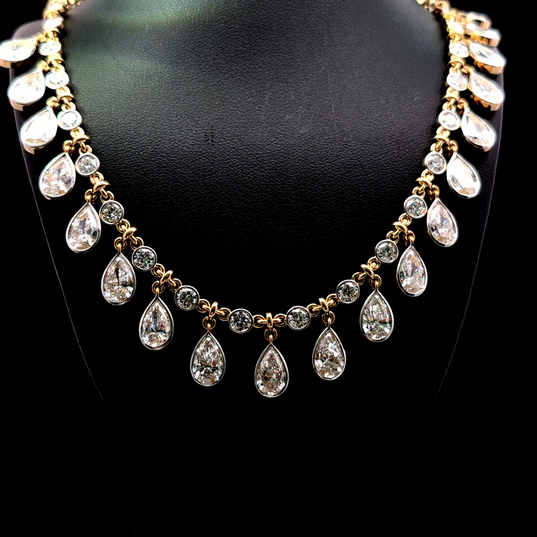 25.11ct Round & Pear Diamond Necklace in 14k Yellow Gold