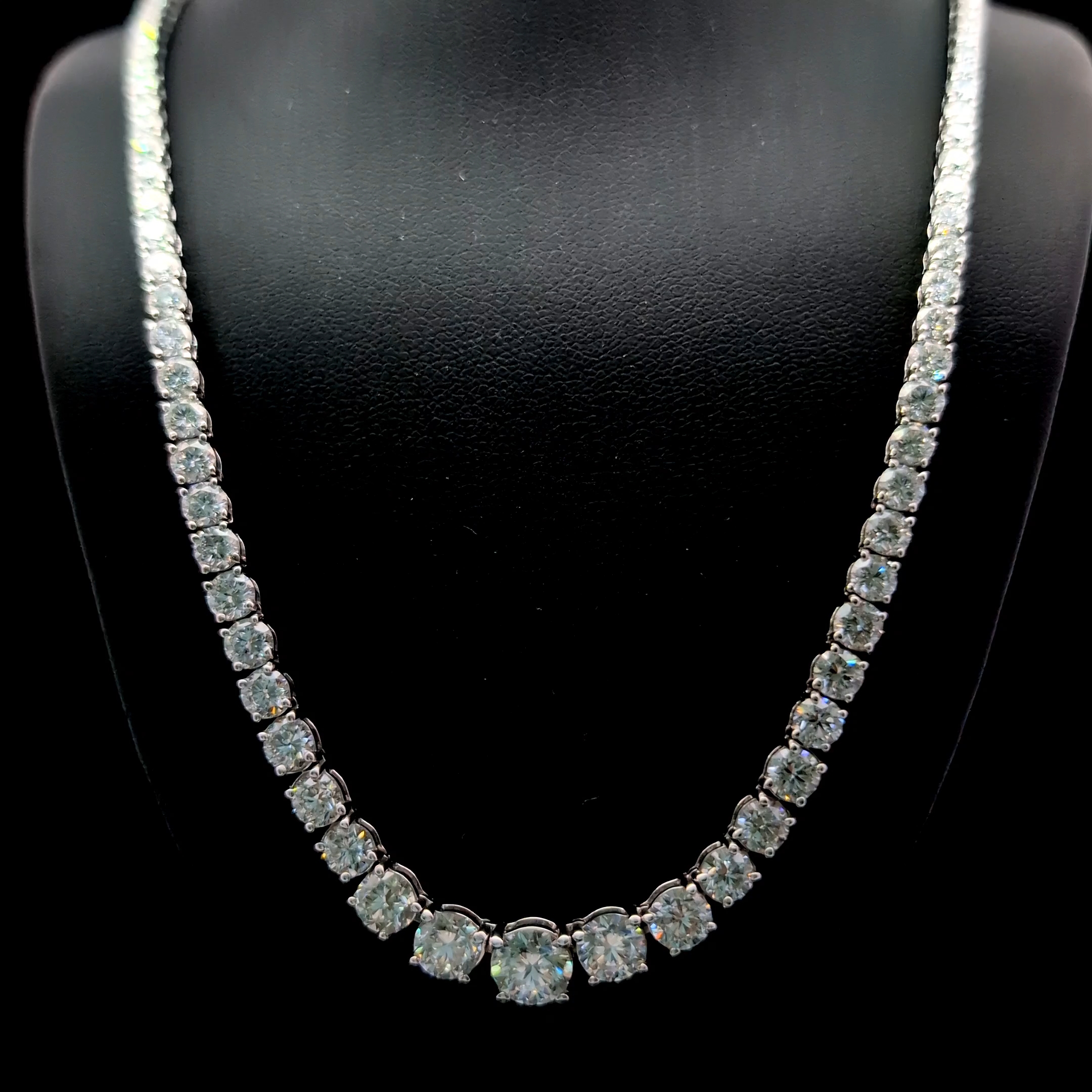 Round Riviera Necklace alternate view 1