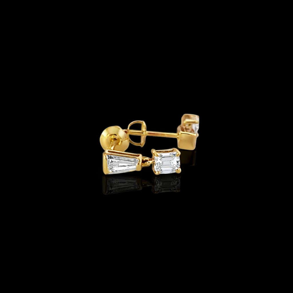 0.93ct Diamond Earrings in 14k Yellow Gold
