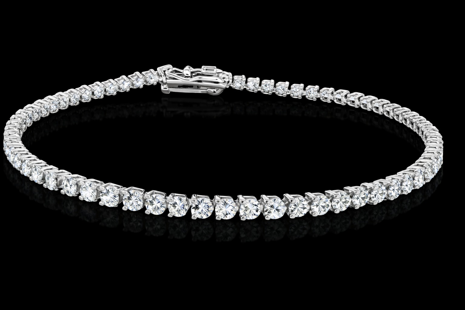 14k White Gold 2ct round Round Diamond Tennis Bracelet in 14k White Gold — Lab-grown diamond jewelry from RVR Collective