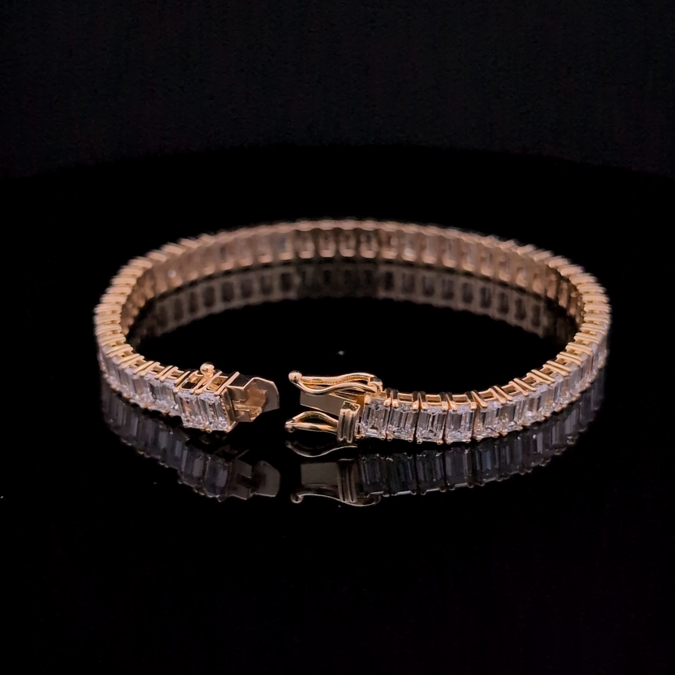 Emerald Tennis Bracelet alternate view 1