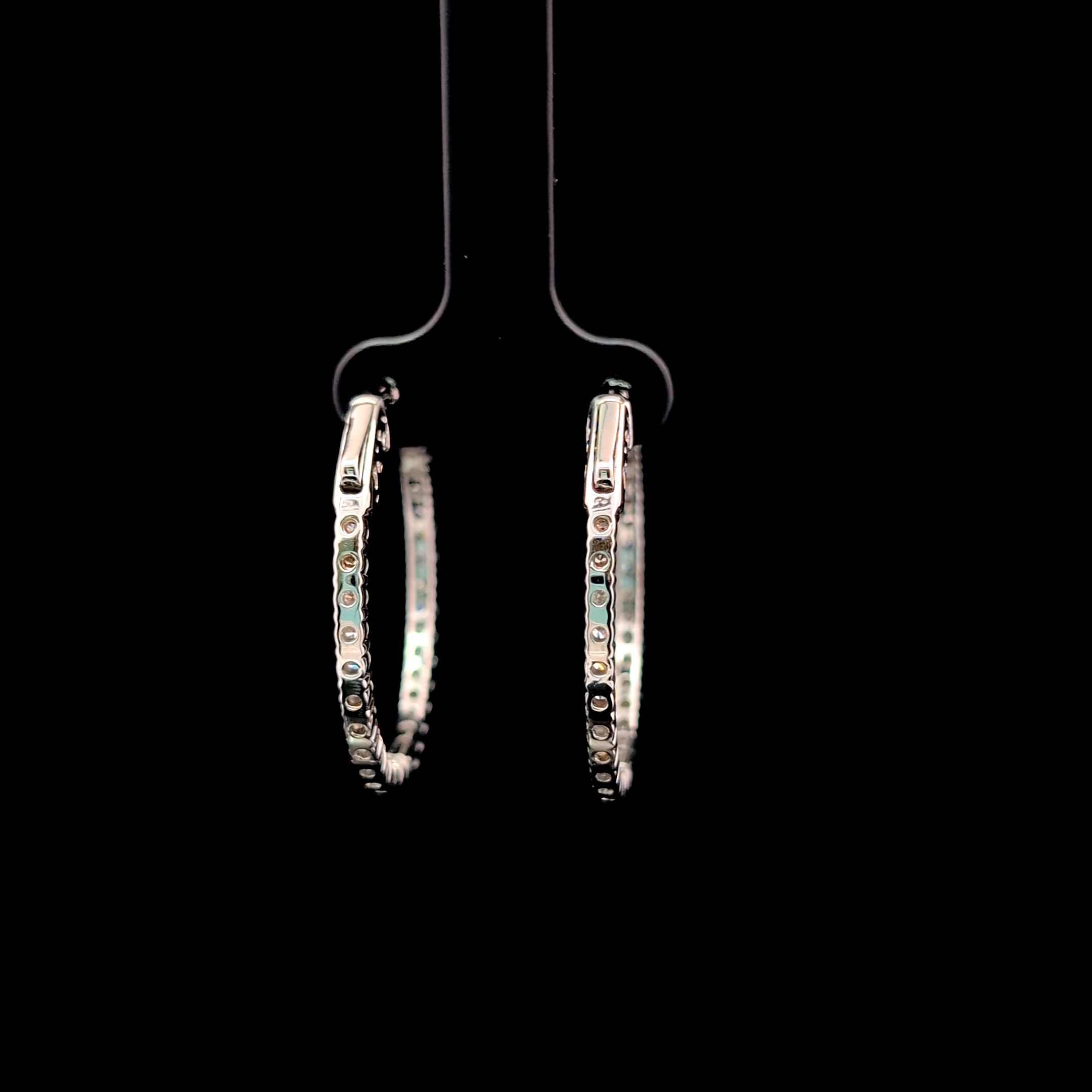 Round Hoops Earrings alternate view 1