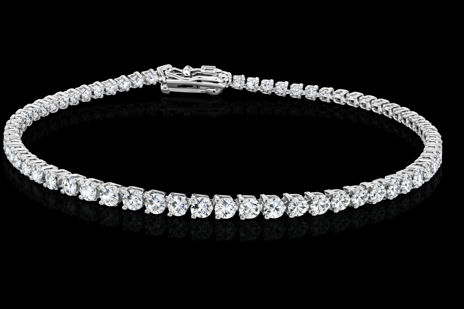 Round Diamond Tennis Bracelet in 14k White Gold