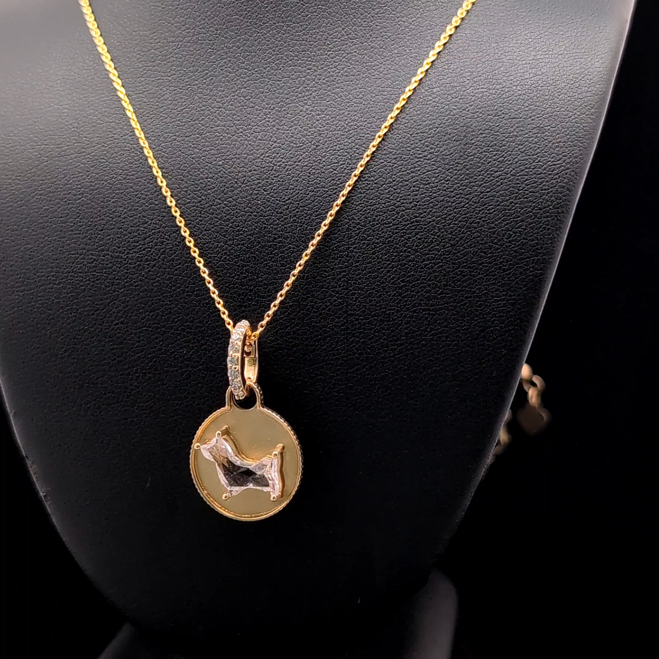 Dog/Round Dog Pendant alternate view 1
