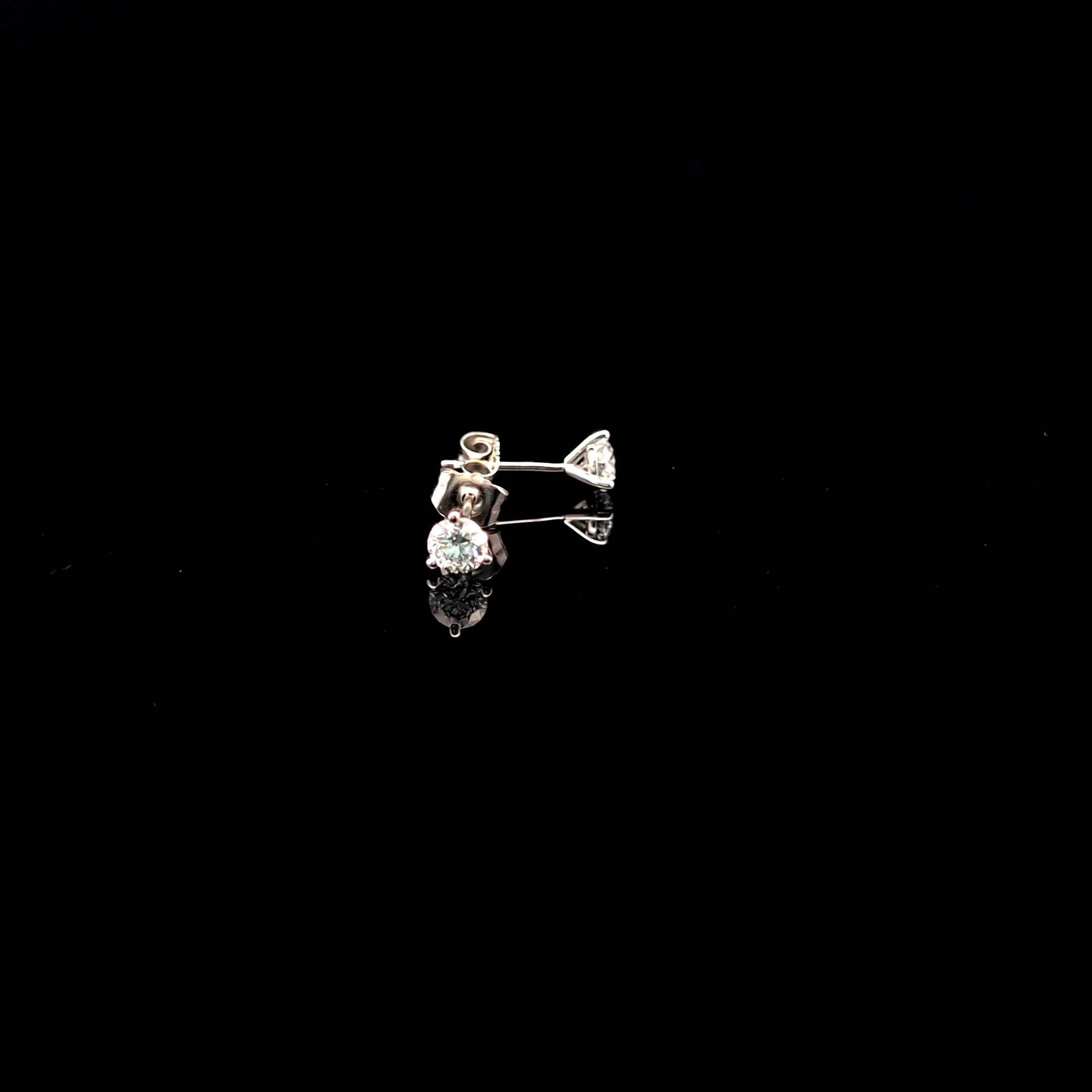 Round Diamond Martini Stud Earrings in 14k White Gold