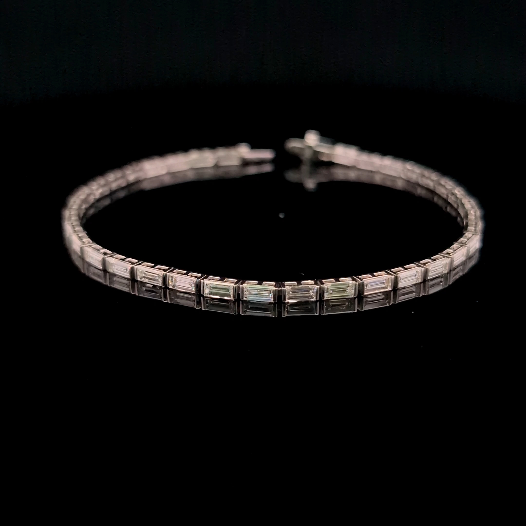 Straight Bag Tennis Bracelet 4.21 carat Straight Bag lab-grown diamond EFG color VS1 clarity stock TJ8380TBC