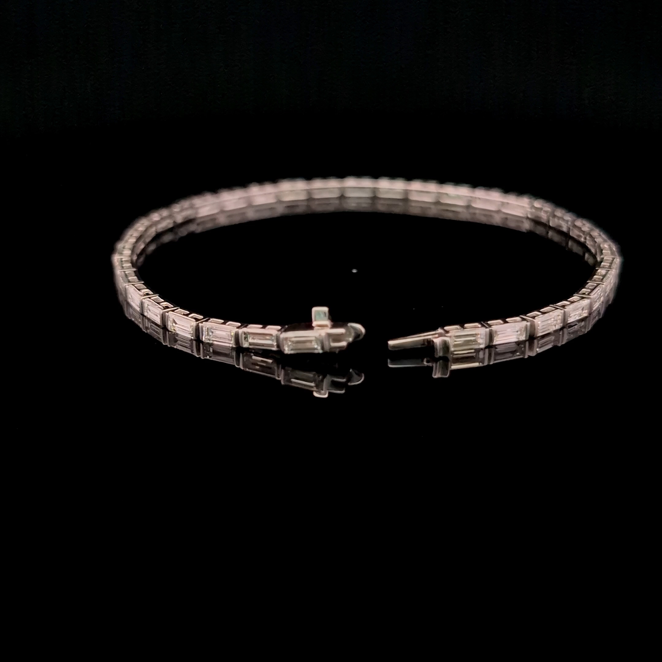 Straight Bag Tennis Bracelet alternate view 1