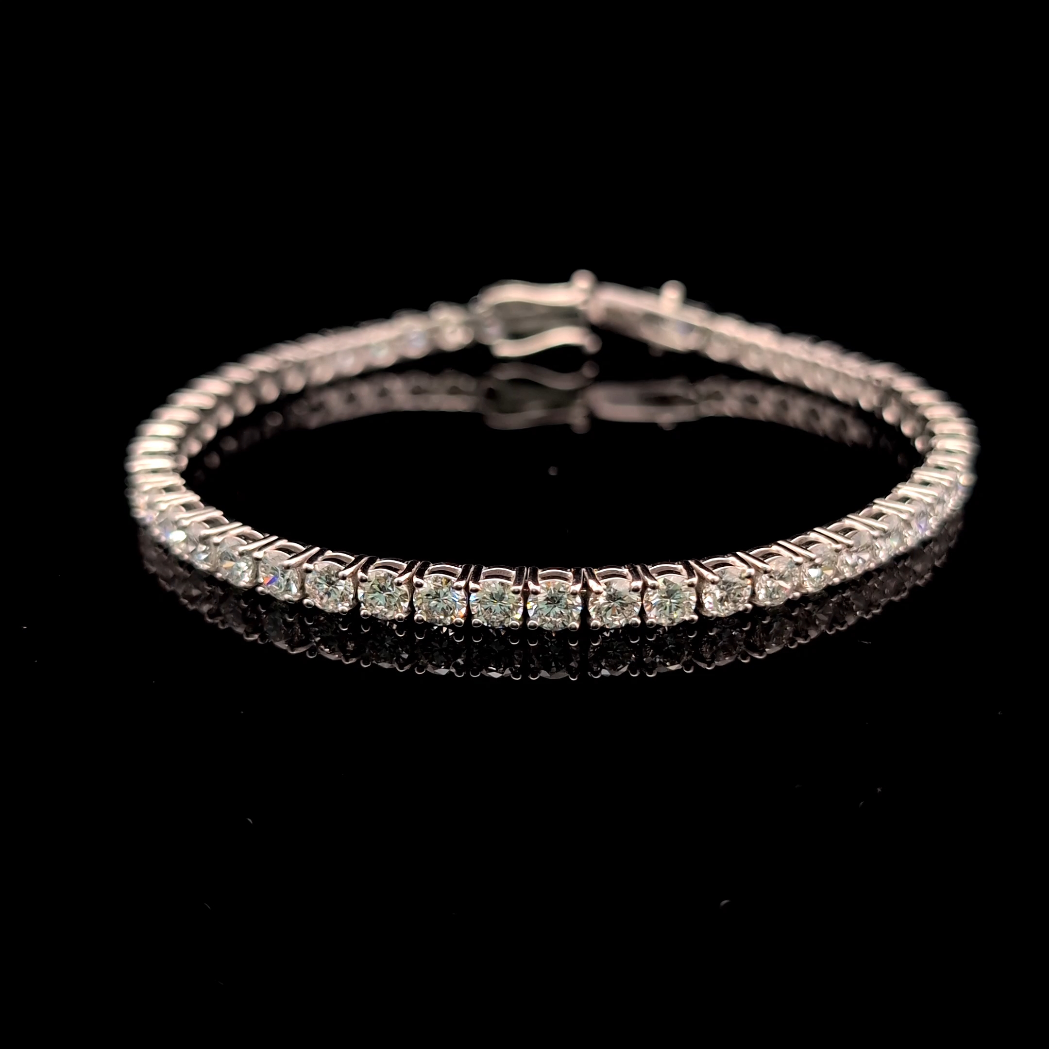 Round Tennis Bracelet 8.26 carat Round lab-grown diamond EFG color VS2 clarity stock TJ8457TBC