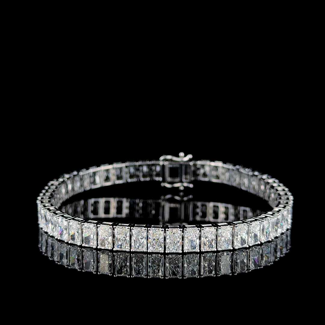 Radiant Cut Diamond Tennis Bracelet in 14k White Gold