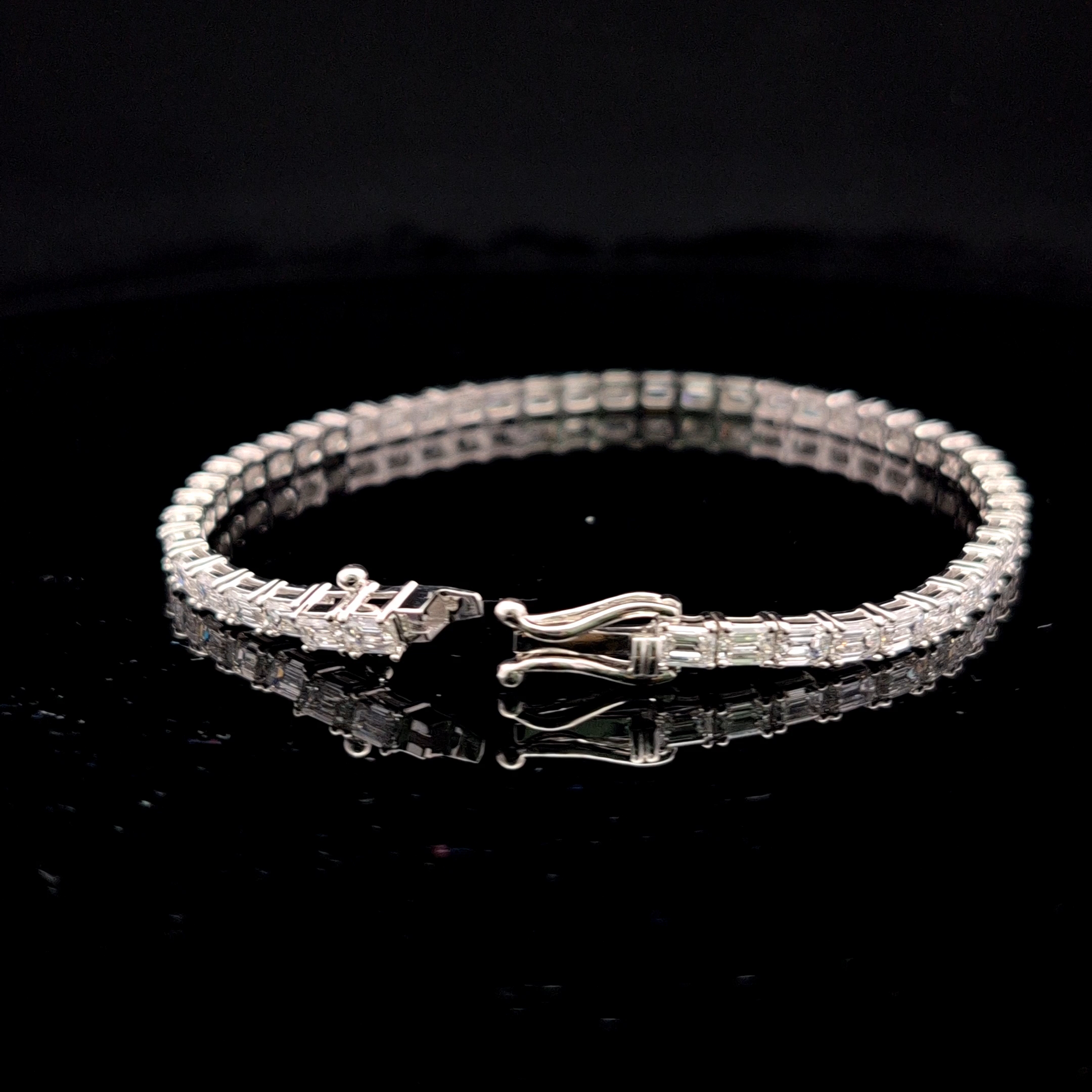 Emerald Tennis Bracelet alternate view 1