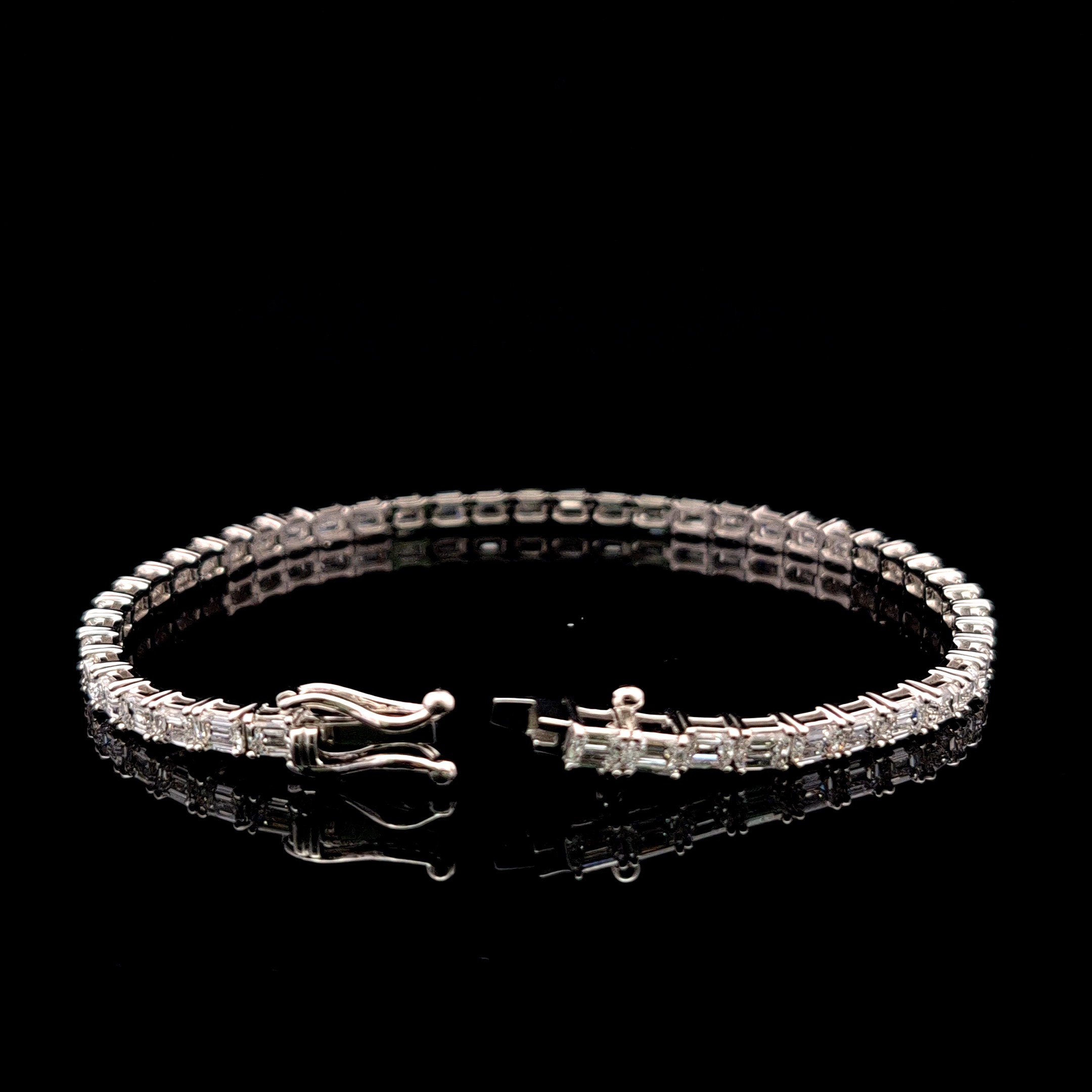 Emerald Tennis Bracelet alternate view 1