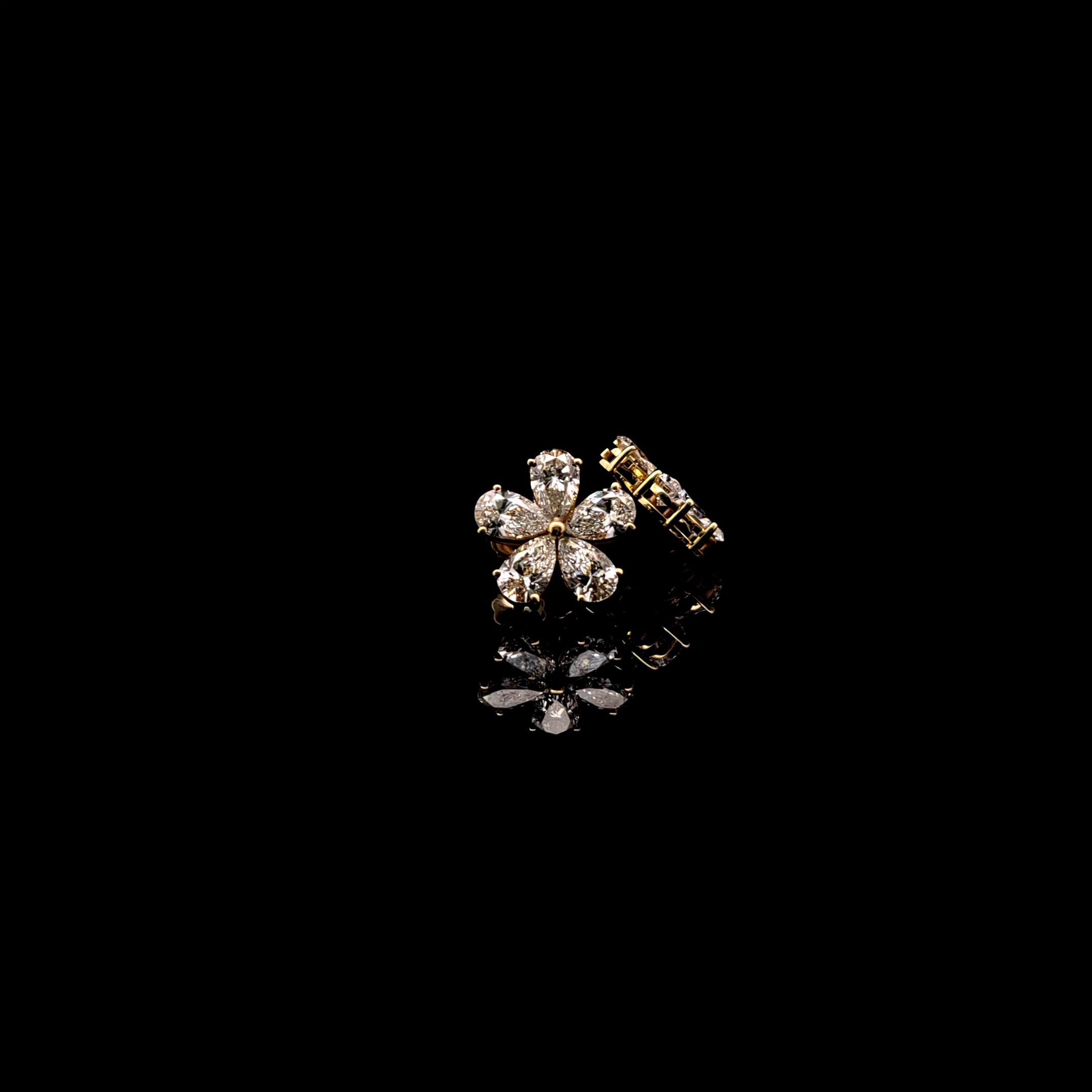 5.01ct Pear Diamond Earrings in 14k Yellow Gold