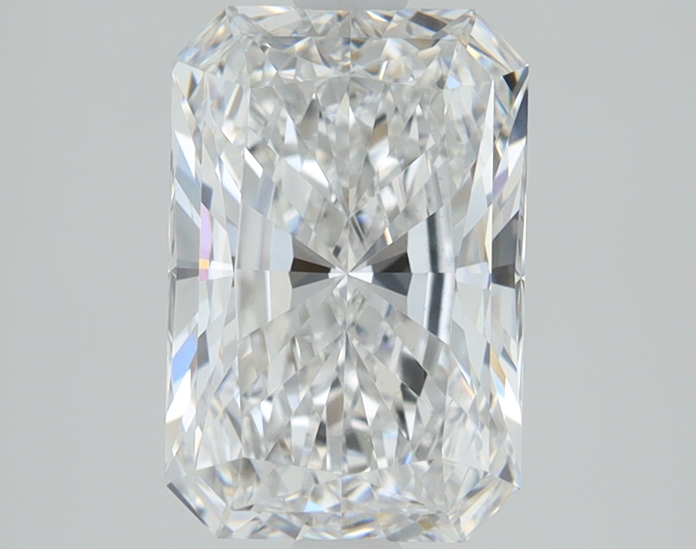 1.04 carat Radiant lab grown diamond, E color, VVS2 clarity